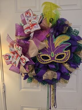 Mardi Gras Purple Green Gold Decorative Wreath with Mask